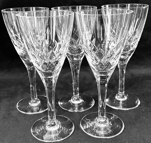 Cut crystal white - white, vintage