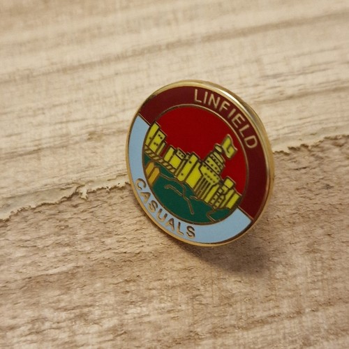 Linfield casuals badge - linfield,