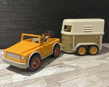 Schleich Retired Horse Trailer (40185) And Jeep Car 4x4  (42025) 2003 & Figure