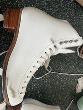 Riedell Stride Size 6 M