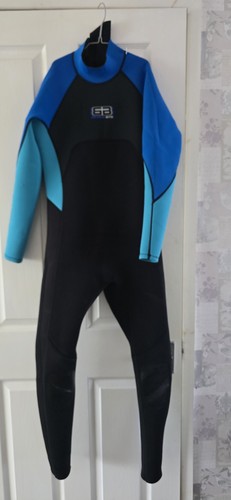 Mens lads wetsuit size small - mens,