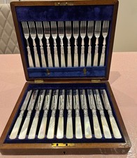 CASED SET OF 24 MOTHER OF PEARL HANDLED & SILVER PLATED FORKS & 12 KNIVES (6XX)
