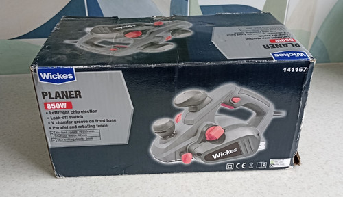Wickes planer 850w with spare - planer,