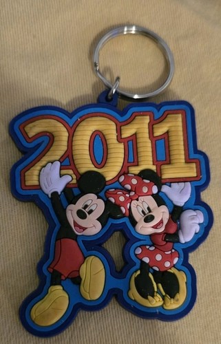 Disney 2011 keychain mickey - disney,