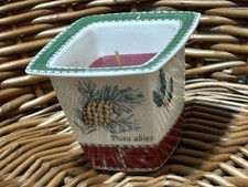 Wedgwood Sarahs Garden Queens Ware Christmas Candle