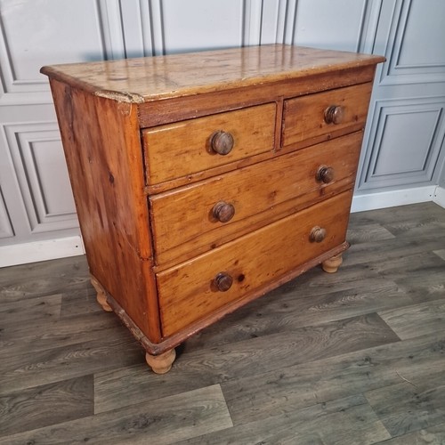 Antique chest drawers - of,