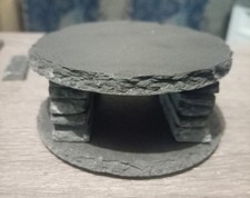  Round Slate Cave Hide Fish
