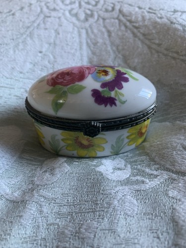 Trinket box vintage very - trinket, good