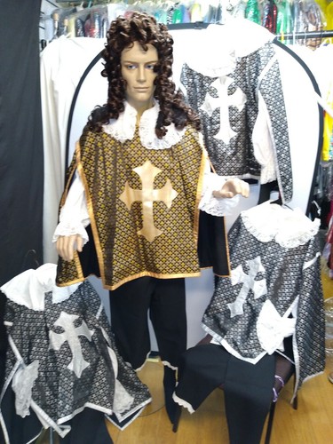 Musketeer costume caveleir