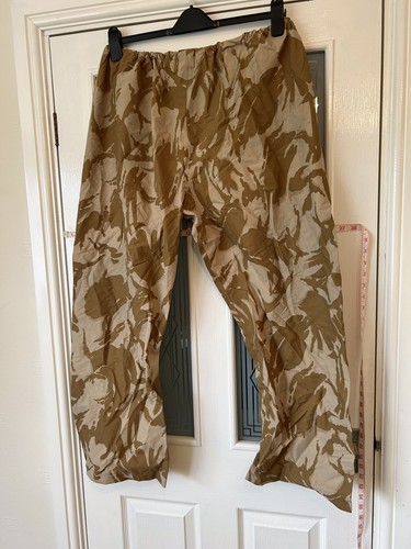 Wet weather trousers - wet,