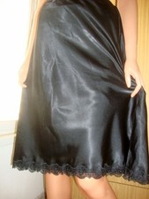Vintage St Michael Black High Gloss Satin & Lace Vented Half Slip Petticoat 16