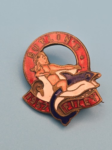 Pin badge enamel butlins - badge, |