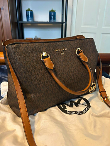 Michael kors brown monogram - kors, mk