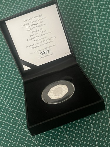 2019 guernsey pence - pence, silver