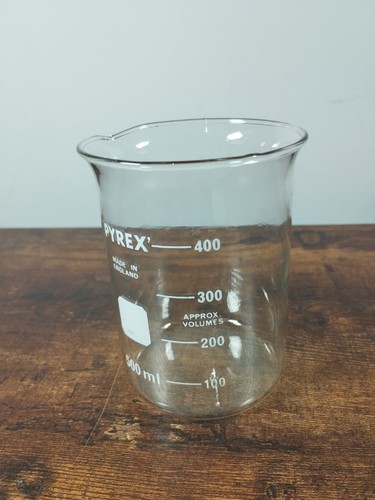Pyrex beaker lab glassware - pyrex,