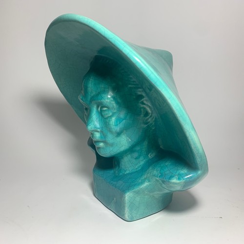 Gonder pottery chinese bust - gonder,