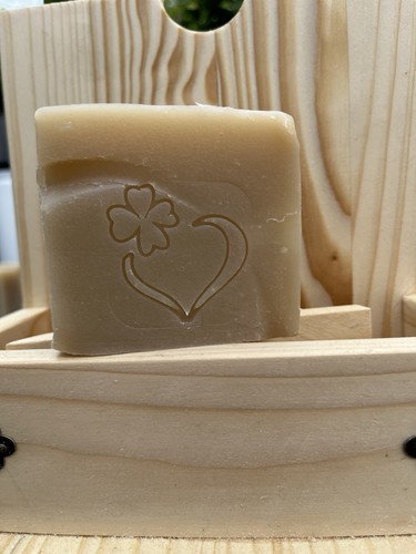 Clover and heart soap - clover, stamp