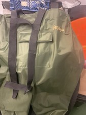 Chest waders - chest,