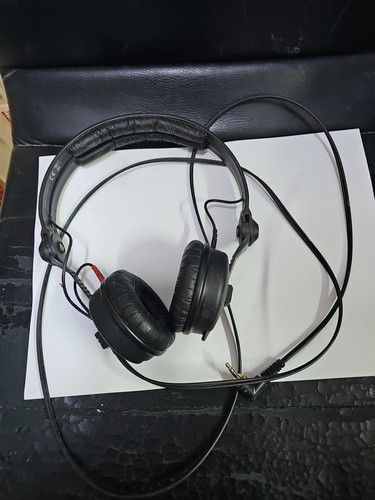Sennhheiser hd25 headphones - sennhheiser,