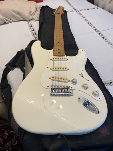 Fender stratocaster - st-54, —
