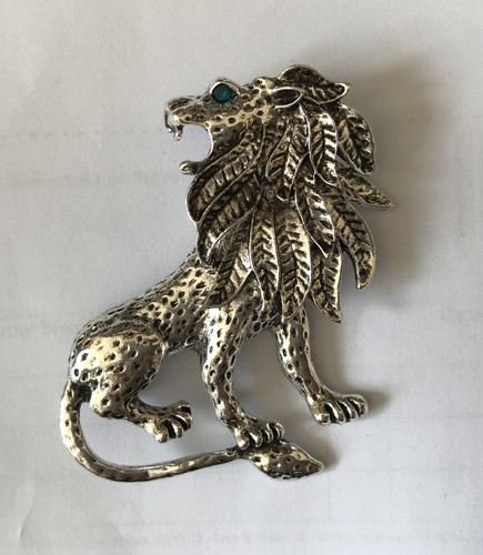 Fabulous lion brooch lapel - fabulous,