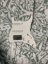  Squire classic vibe 60s Hss Single Coil Humbucker White pickguard fender Strat 