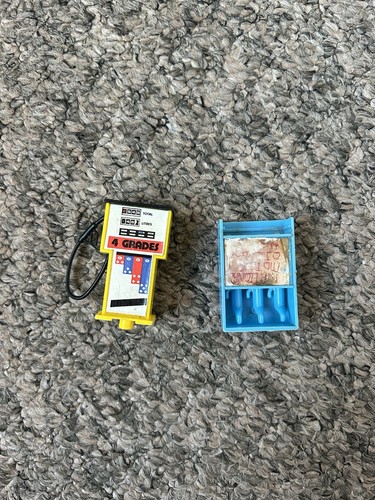 Vintage 1970s plastic - plastic, pump