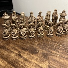 CHESS  SET- Oriental /Chinese Style Chess Set - 32 pieces Peking