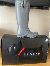 BNWT Radley Grey Alba Knee