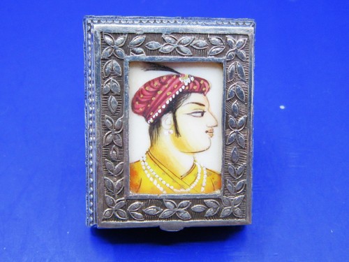 Hallmarked foreign silver - foreign,