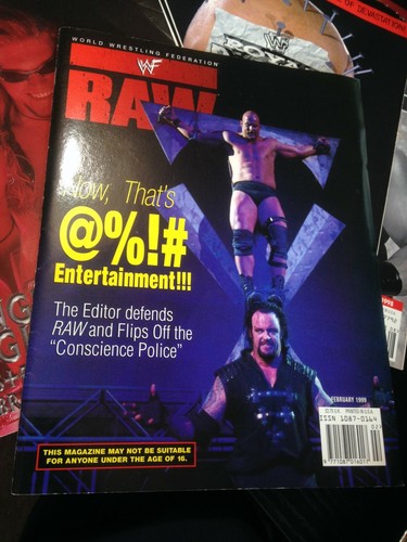 Wwf wwe raw magazine - wwf,