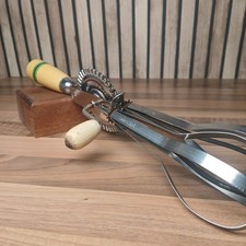 Vintage Skyline Hand Held Manual Whisk Egg Beater Whipper Mixer Blender