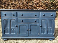 BEAUTIFUL LIGHTLY DISTRESSED