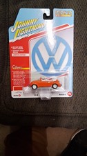2026 Johnny Lightning 1975 VW