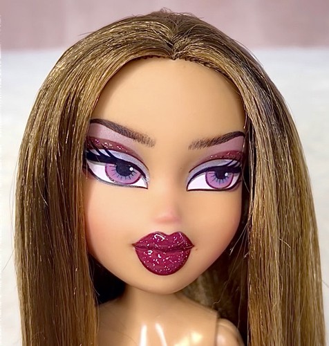 Ooak repainted custom bratz - ooak,