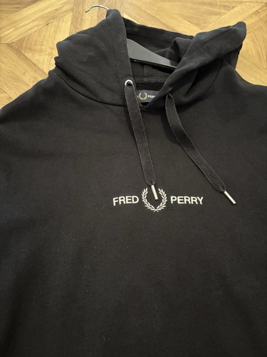 Fred perry embroidered logo - fred,