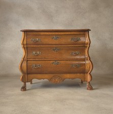 Dutch Bombe Oak Chest of