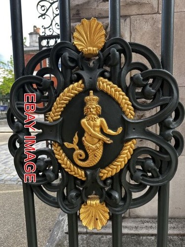 Photo london poseidon motif - ,