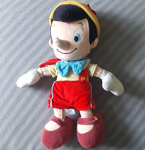 Disney store exclusive - disney,