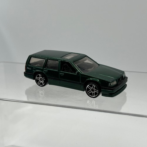 Hot wheels volvo 850 - wheels,