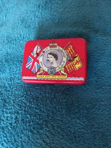 Vintage oxo souvenir - vintage, tin