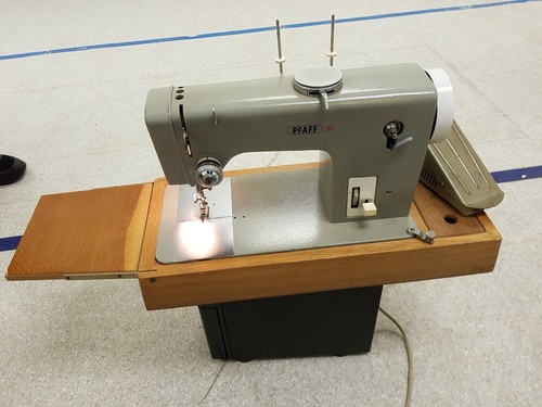 Pfaff semi sewing - pfaff, machine