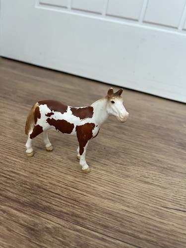 Schleich paint pinto stallion - paint,