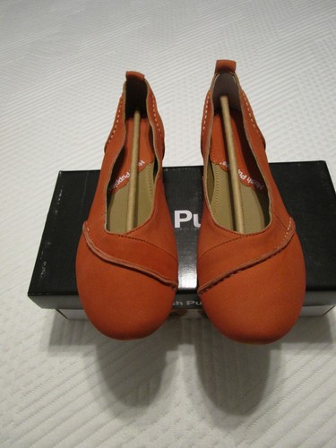 Brand new box hush - hush, puppies
