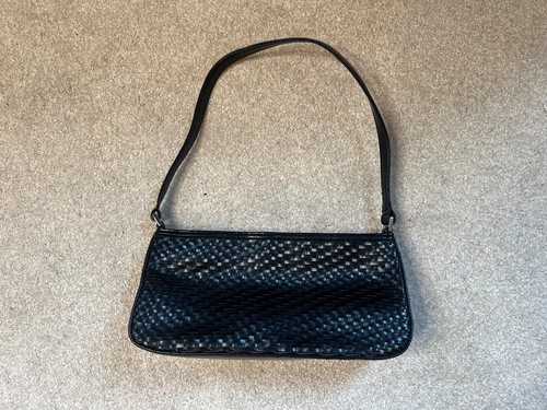 Vintage principles black