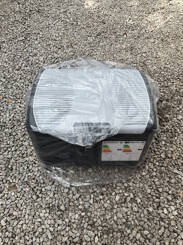 Halfords 40l mains 12v - halfords, &