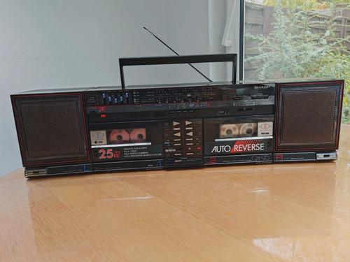 Sharp 95e portable - sharp, qt