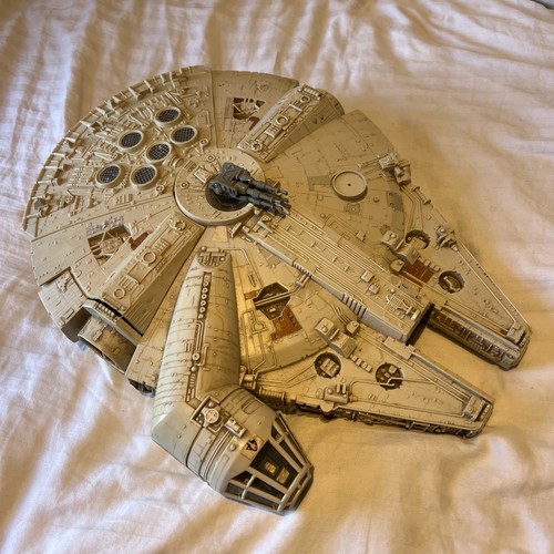 Star wars millennium falcon - millennium,