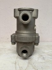 Clayton Dewandre England AP7493 / AP7494 Brake Valve