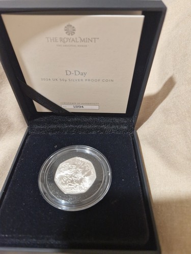 Day 1944 2024 50p - d-, silver